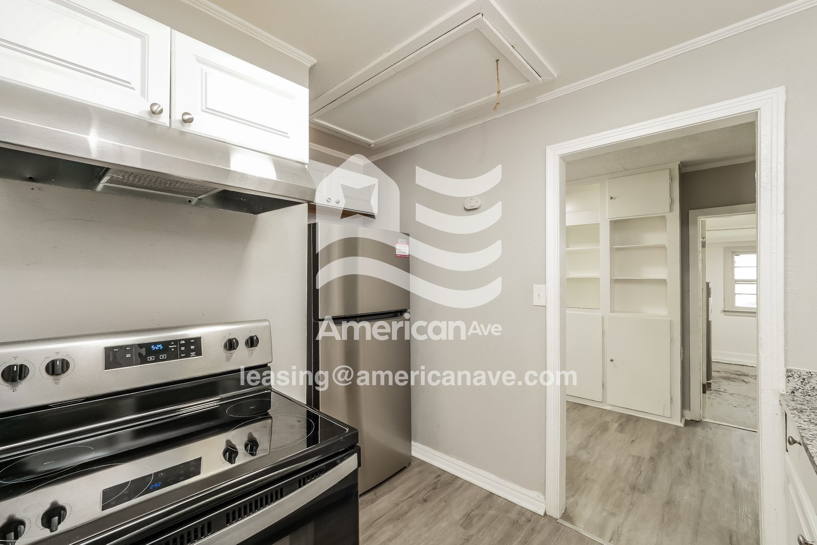 Building Photo - 7937 Park Ave