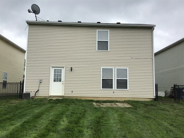Building Photo - 1697 Blue Grass Pky