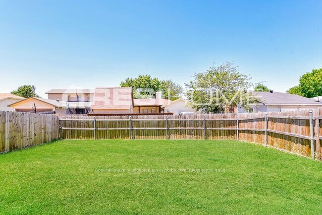 Building Photo - 1631 Vail Meadow Ln