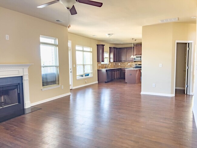 Building Photo - 4861 Coal Creek Dr