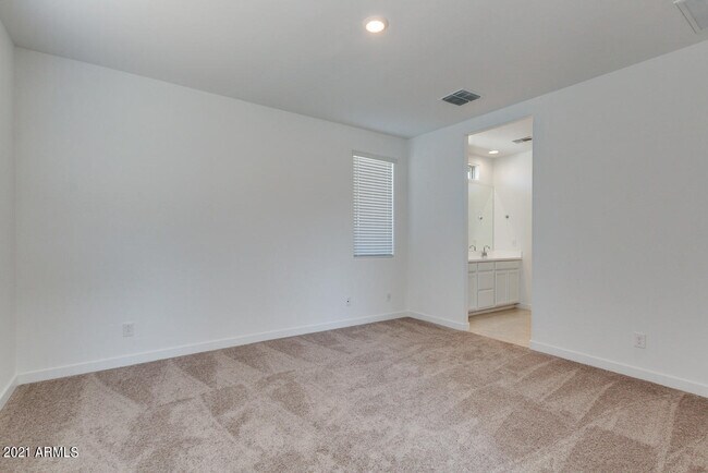 Building Photo - 7276 S 22nd Ln