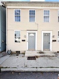 Building Photo - Cozy + Convenient Hanover 3BR w/ Backyard & Fireplace