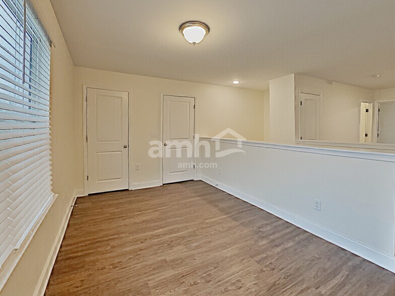 Building Photo - 2482 Napa Valley Dr