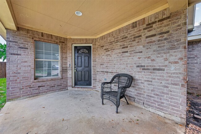 Building Photo - 17230 Hollow Sands Ct