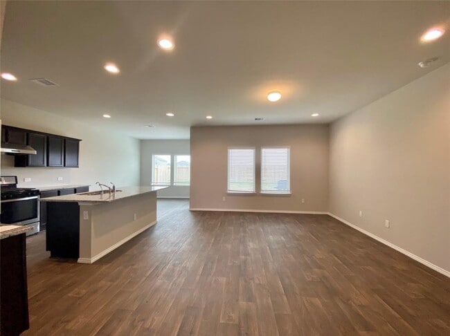Building Photo - 2330 Georgina Falls Dr