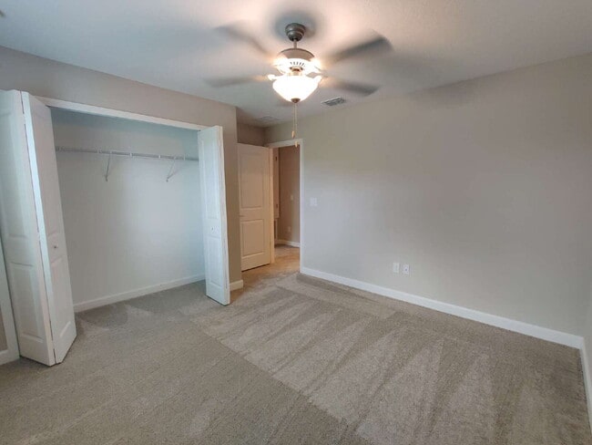 Building Photo - 23264 Willow Glen Way