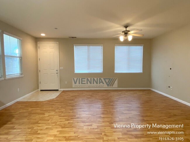 Building Photo - 3301 Leiper Loop