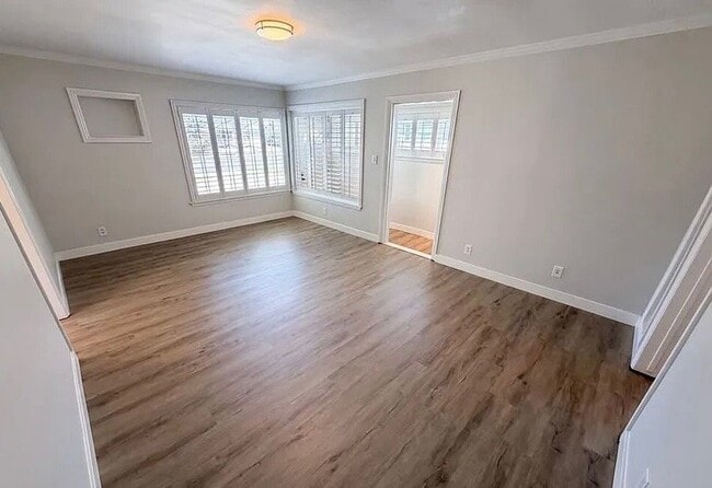 Building Photo - 11844 Graystone Ave