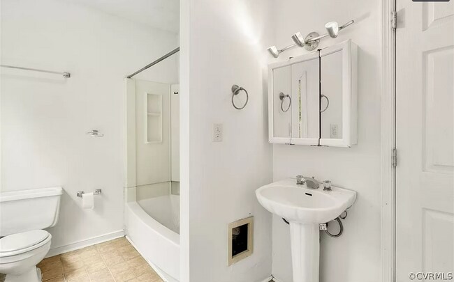 Building Photo - 501 Catherine St