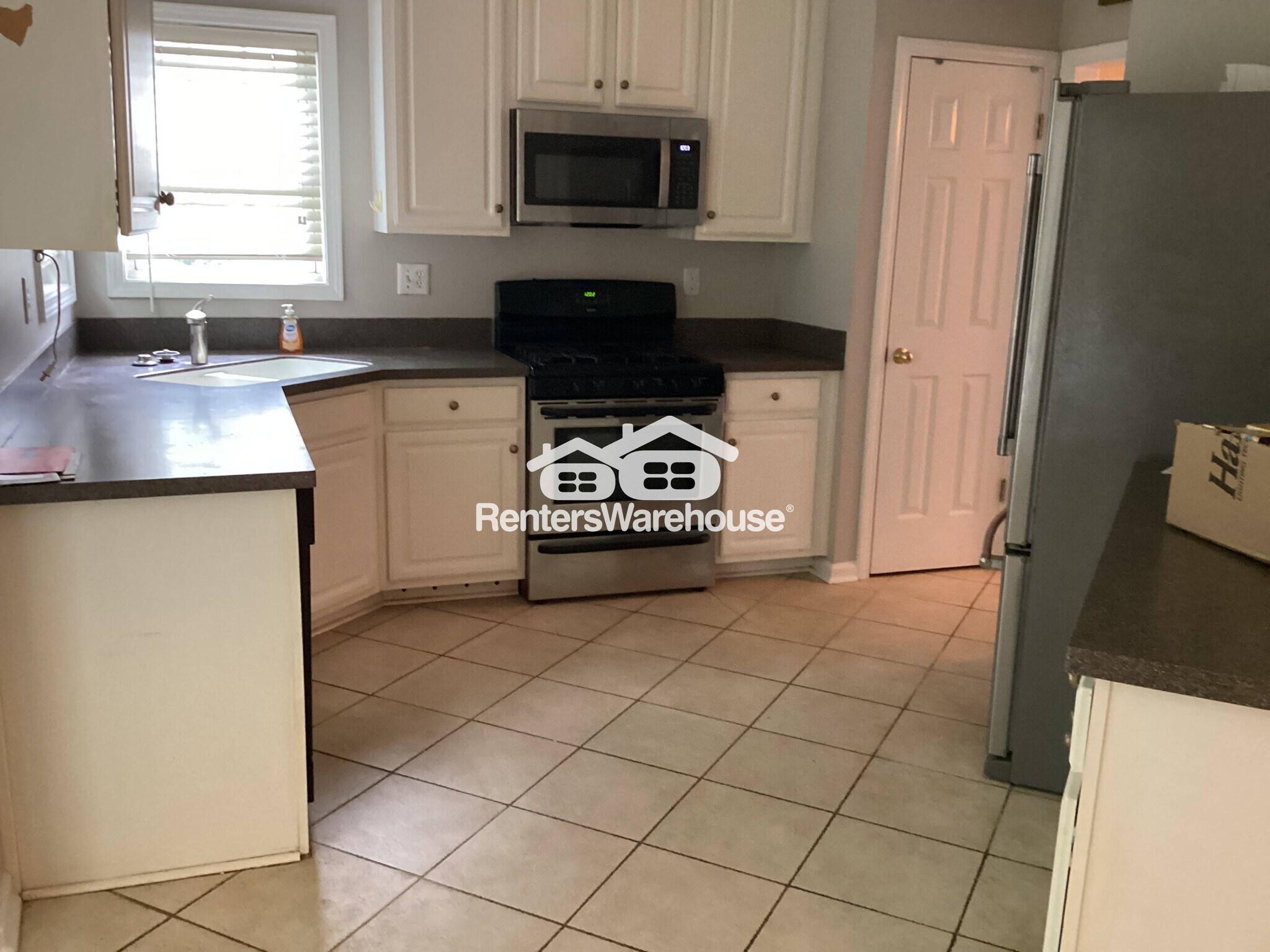Building Photo - 2983 Rosebrook Dr