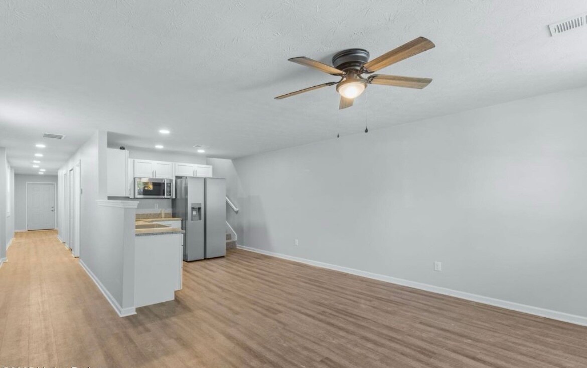 Building Photo - 528 N 20th St