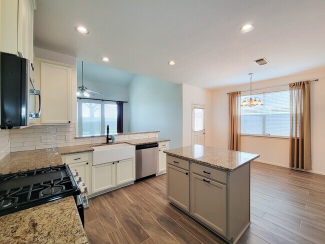 Building Photo - 6511 Canyon Mist Ln