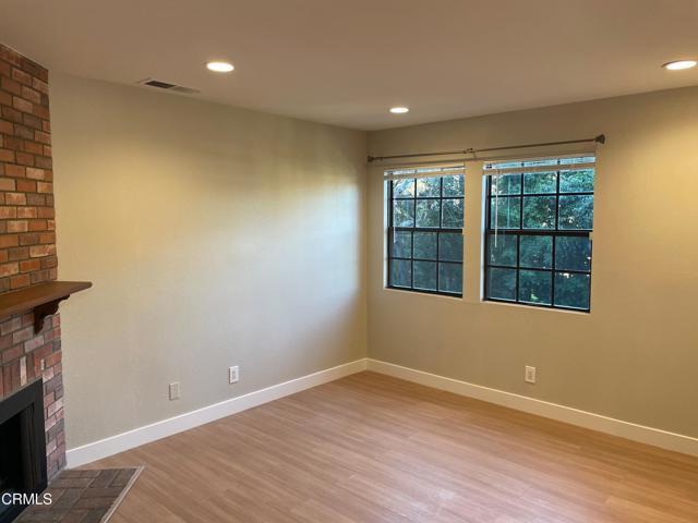 Building Photo - 852 N Monterey St