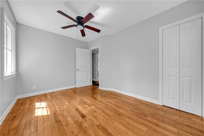 Building Photo - 4805 Chaudron Dr