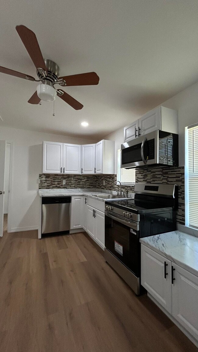 Building Photo - 1601 N 17th St