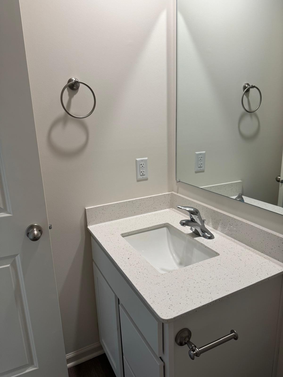 Building Photo - 2263 Glacier St