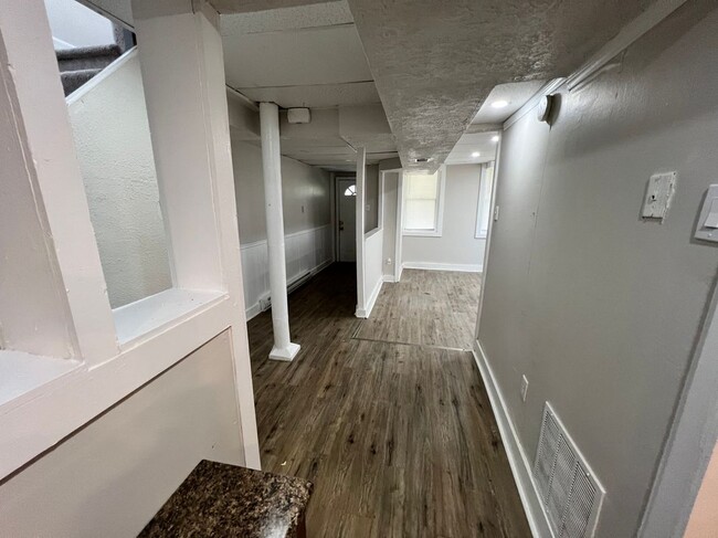 Building Photo - 1511 St Patrick St