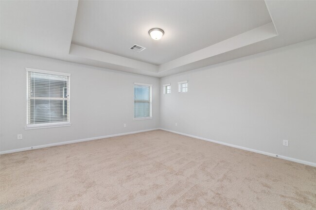 Building Photo - 18511 Grand Spanish Oak Ct