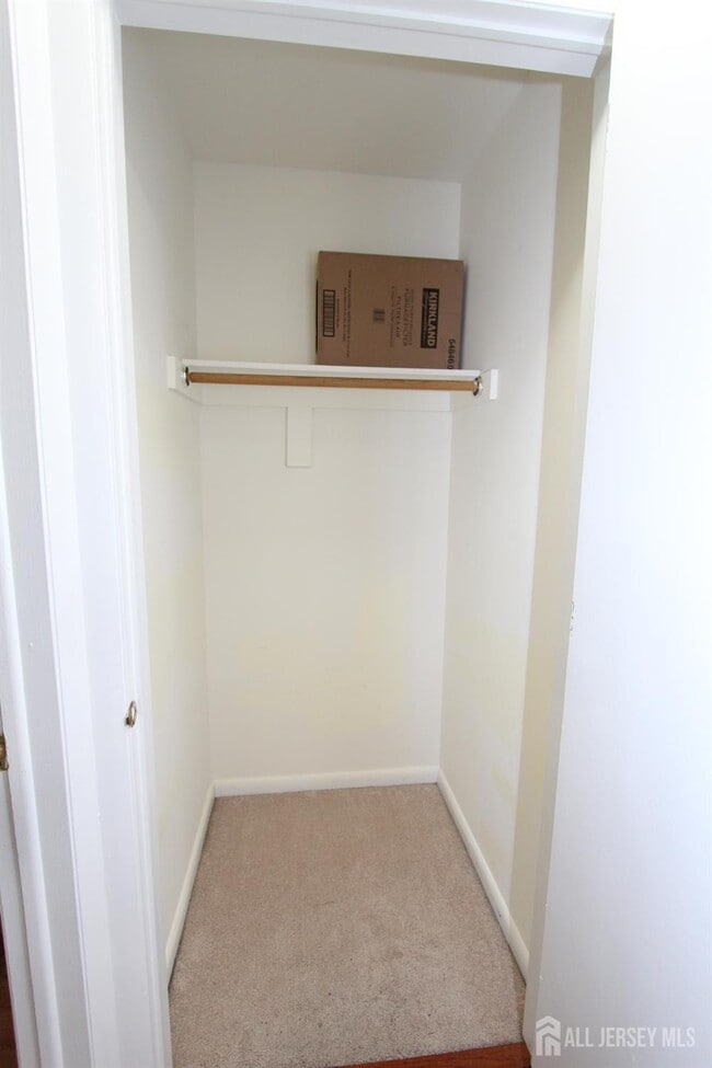 Building Photo - 5012 Ravens Crest Dr