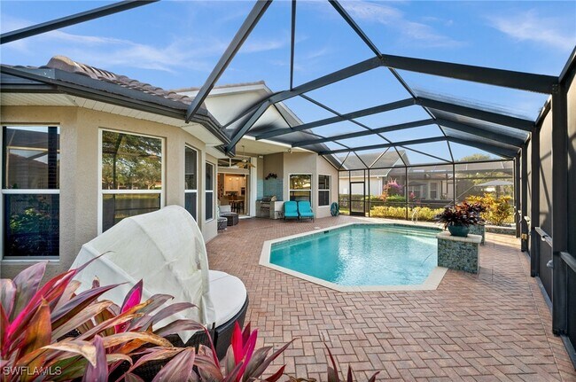Building Photo - 8792 Largo Mar Dr
