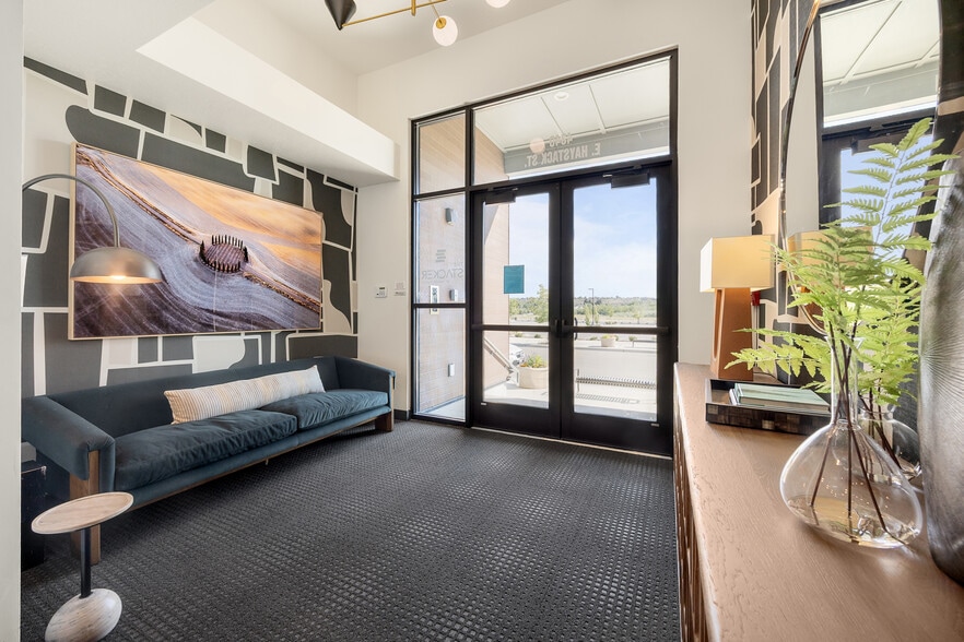 Building Photo - 4340 E Haystack St