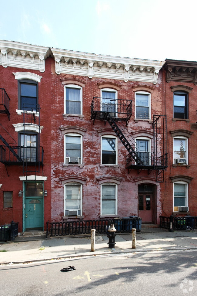 Building Photo - 133 23rd street