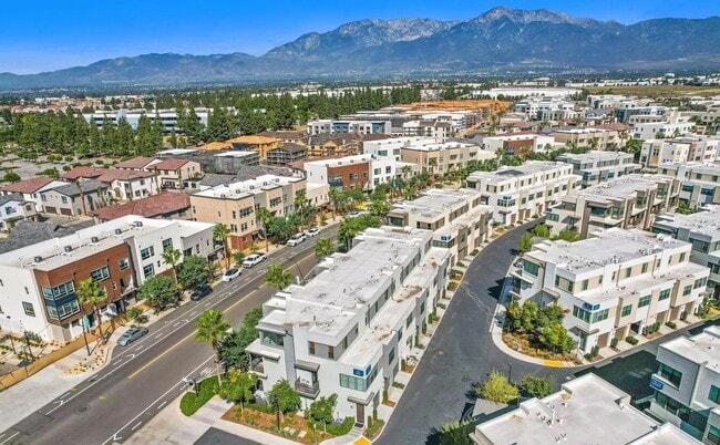 Building Photo - 9636 New Morning Pl