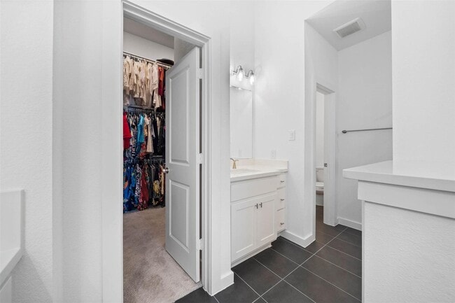 Building Photo - 16815 Lupine Mdw Ln