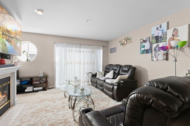 Building Photo - 4031 S 66th St
