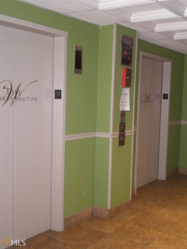 Building Photo - 1962 Spectrum Cir