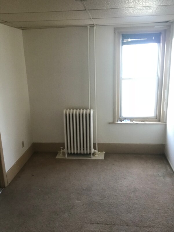 Building Photo - 2550 Kutztown Rd