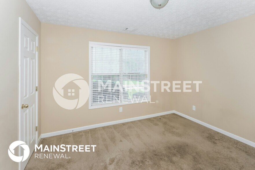 Building Photo - 50 Spring Valley Trce