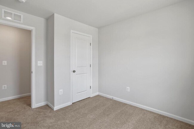 Building Photo - 112 Kinkade Ct