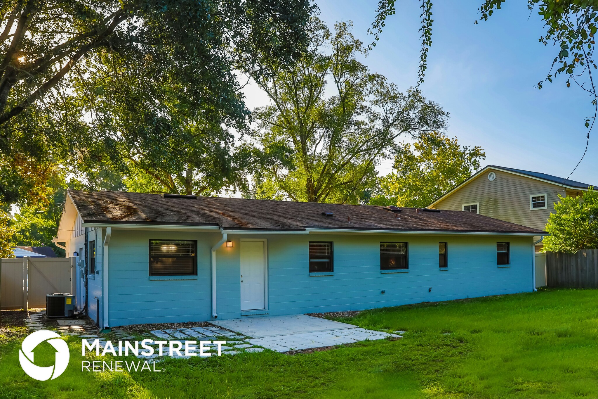 Building Photo - 1706 Grove Park Dr