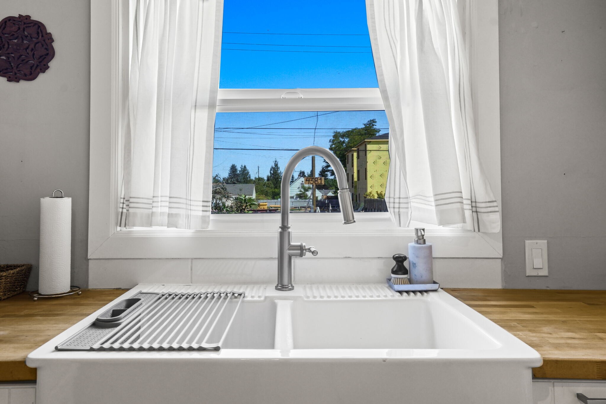 Building Photo - 4416 NE Prescott St