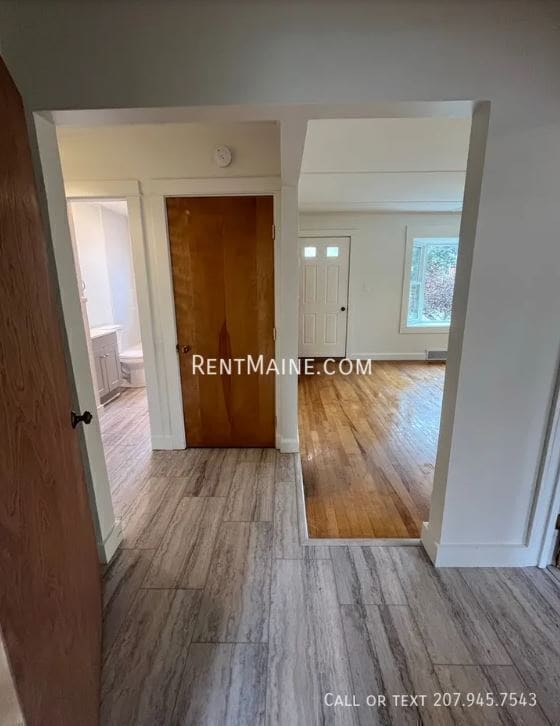 Building Photo - 33 Violette Ave