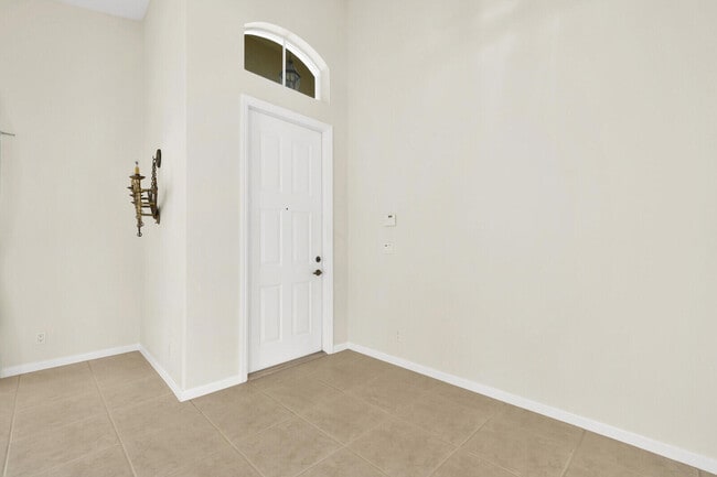 Building Photo - 6404 C Durham Dr