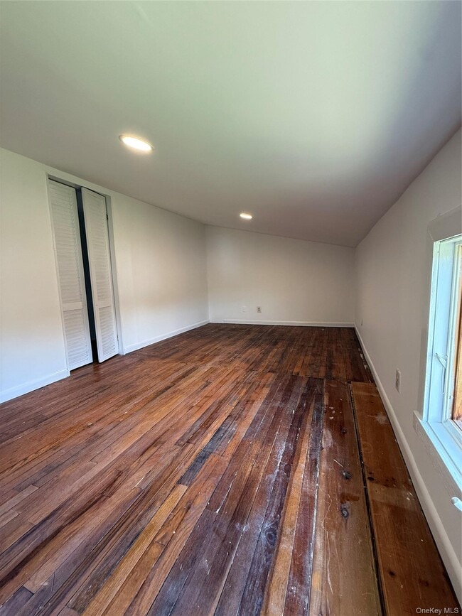 Building Photo - 12 Sebago Rd