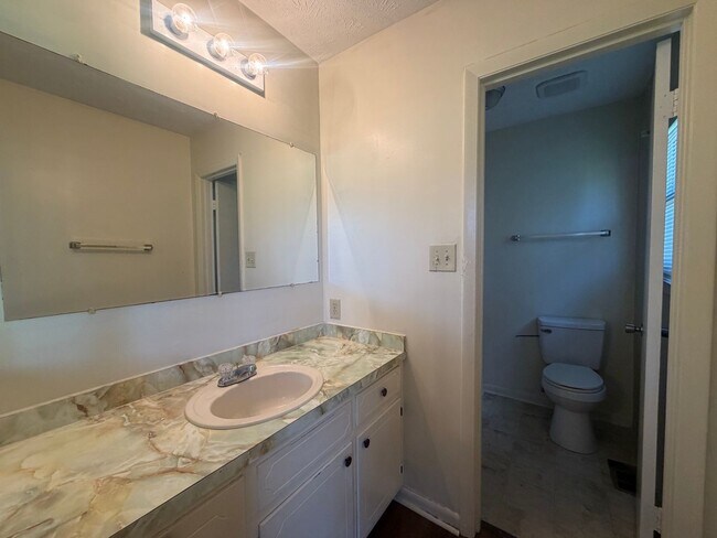 Building Photo - 1855 Berriedale Dr