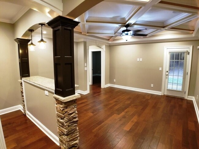 Building Photo - 3872 Fairhill Point