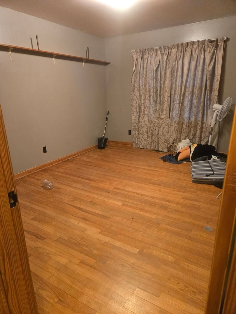 Building Photo - 1033 Skyline Dr