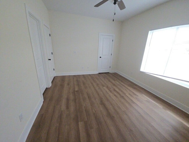 Building Photo - Brand-New 3BR/2BA Duplex | Open Floor Plan + Haysville Schools