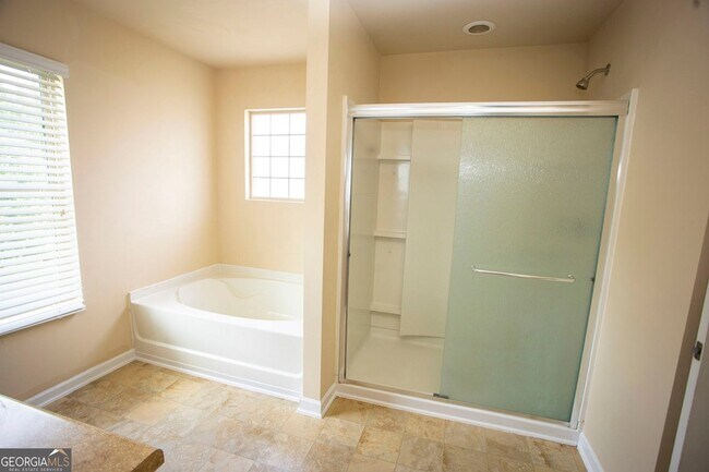 Building Photo - 141 Westin Way