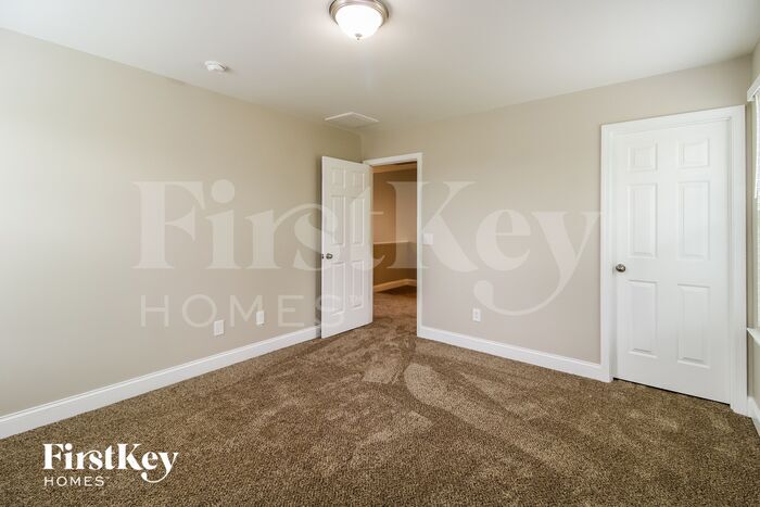 Building Photo - 2986 Grassy Knoll Cir