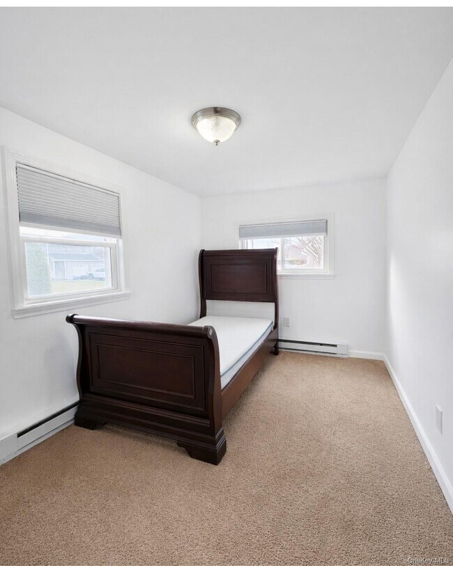 Building Photo - 39 Musket Dr