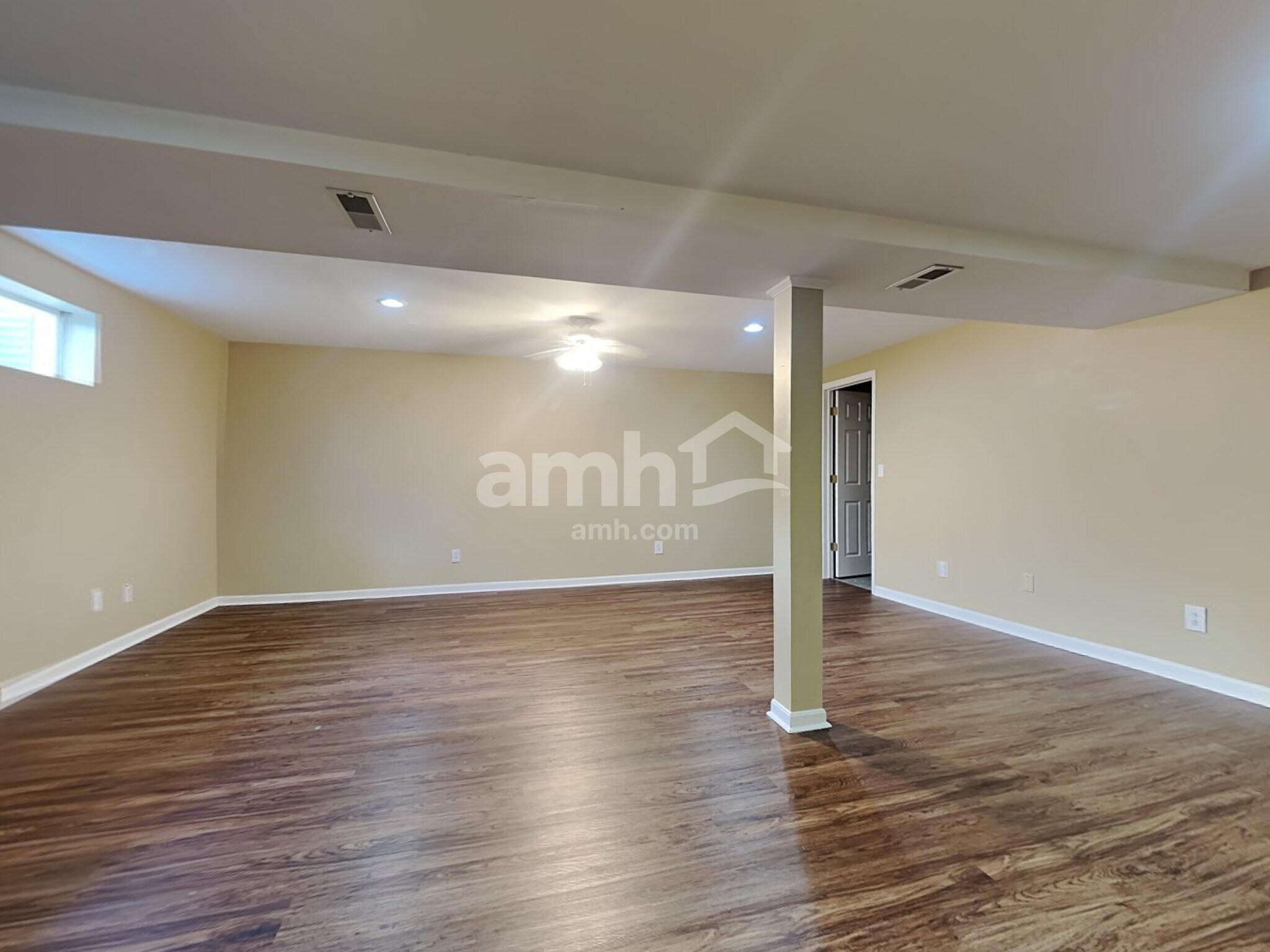 Building Photo - 7301 Blackstone Dr