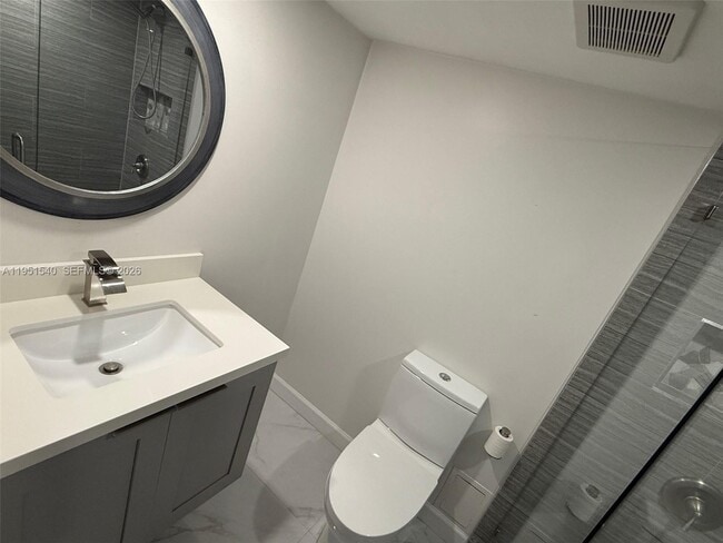 Building Photo - 6770 Indian Creek Dr