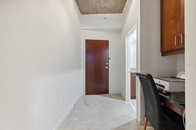 Building Photo - 155 S Court Ave