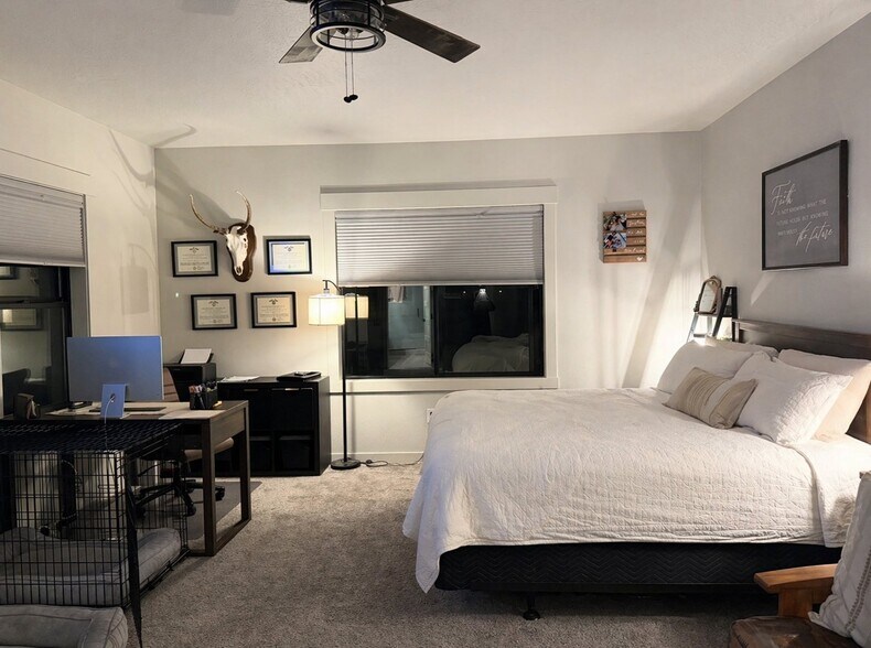 Building Photo - 11317 N Armonia Wy