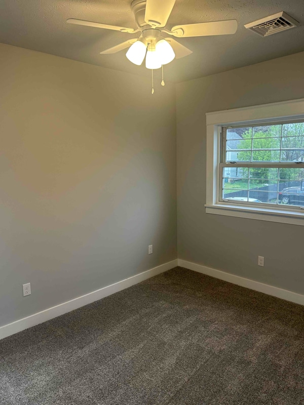 Building Photo - 523 W 17th St